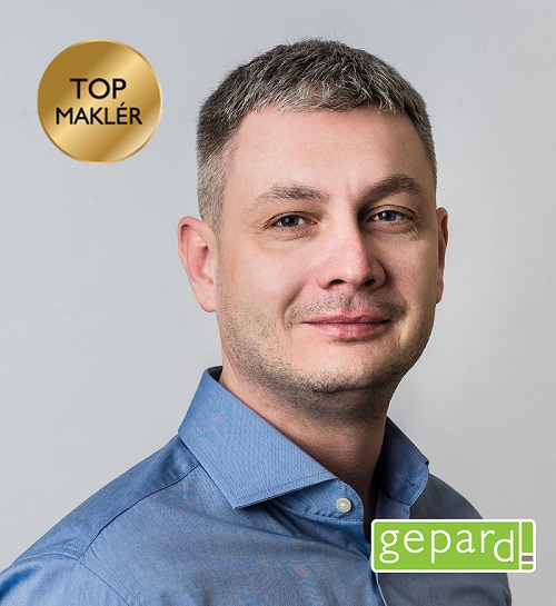 „Dôležité je byť šťastný v pracovnom aj osobnom živote“ tvrdí Pavol Vavro, TOP maklér z Nitry